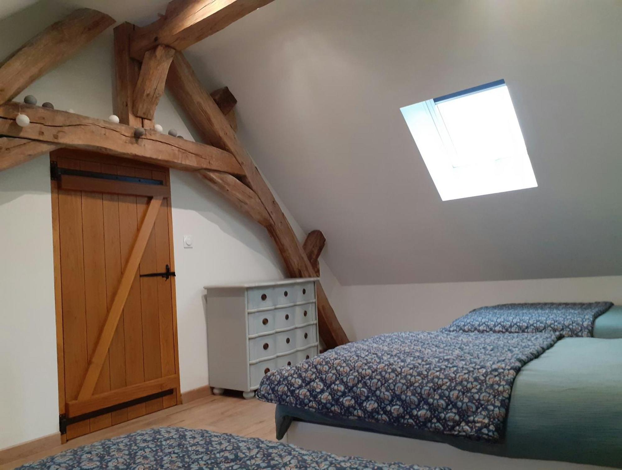 Sainte-Solange Gite Et Chambre D'Hotes Du Guillot الغرفة الصورة